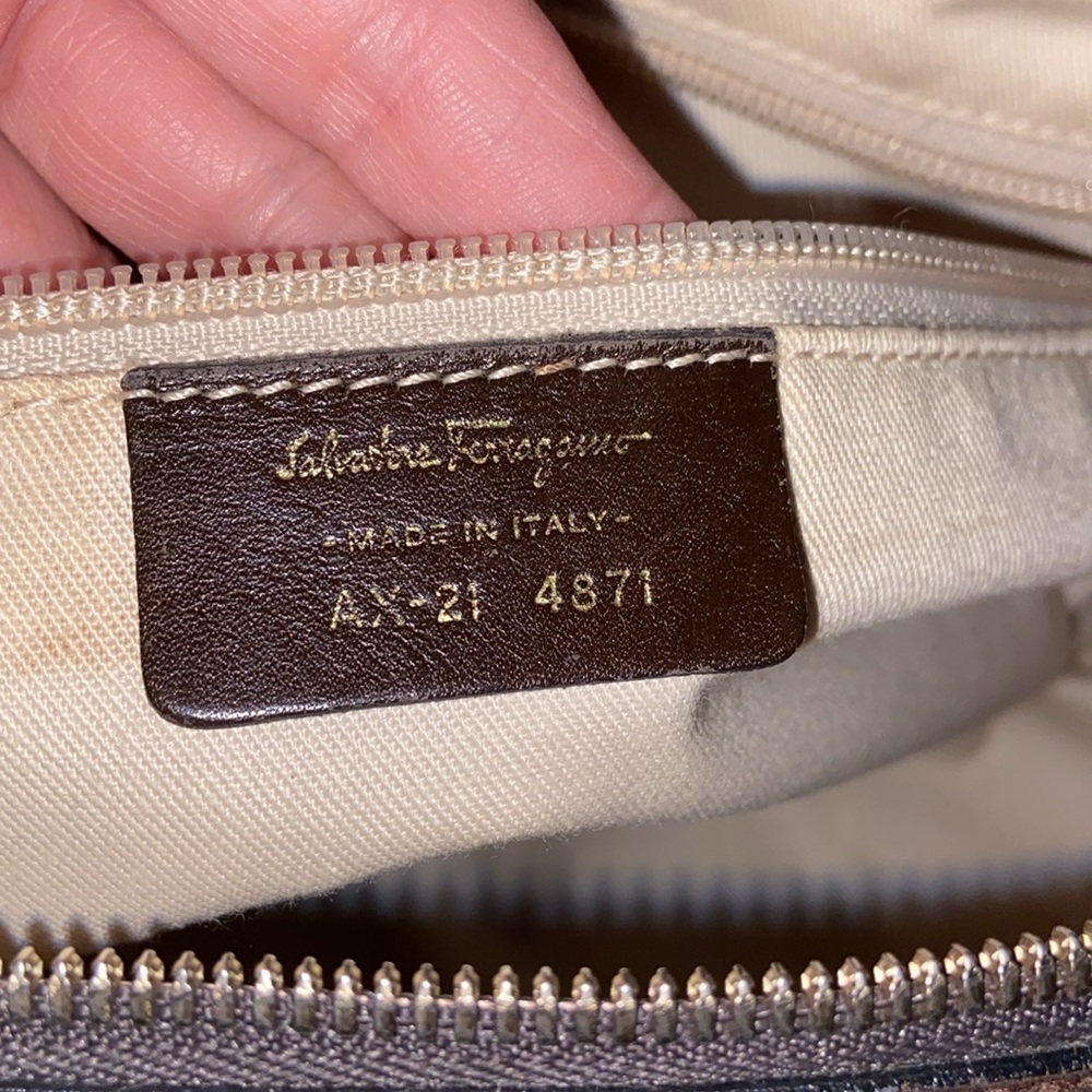Salvatore Ferragamo Vintage Dark Brown Suede and Leather Shoulder Bag EUC - Picture 5 of 13